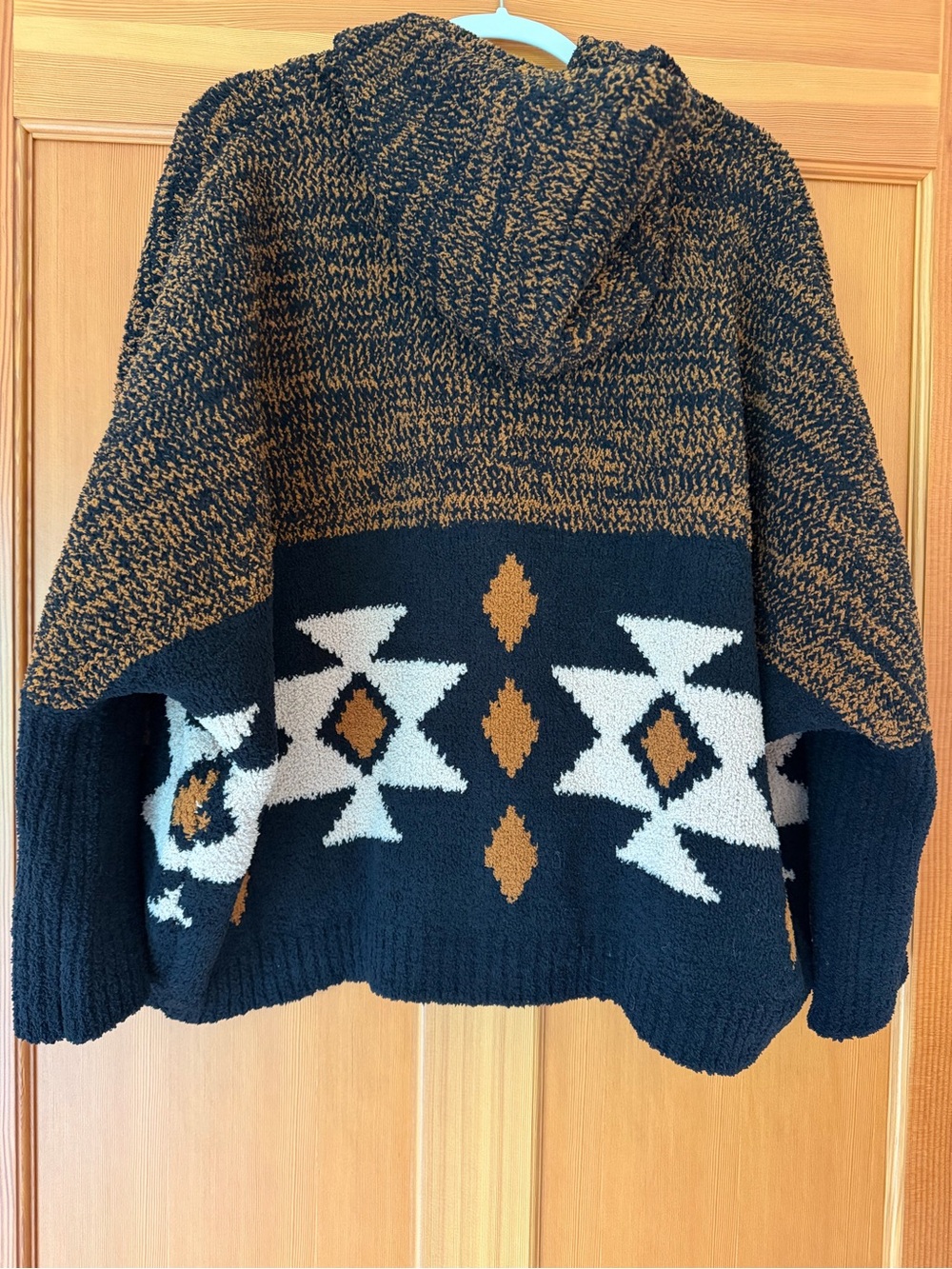 Kashwere Batwing Cropped Aztec Hooded Jacket NWT Black/Chestnut/Wheat O/S - Picture 7 of 8